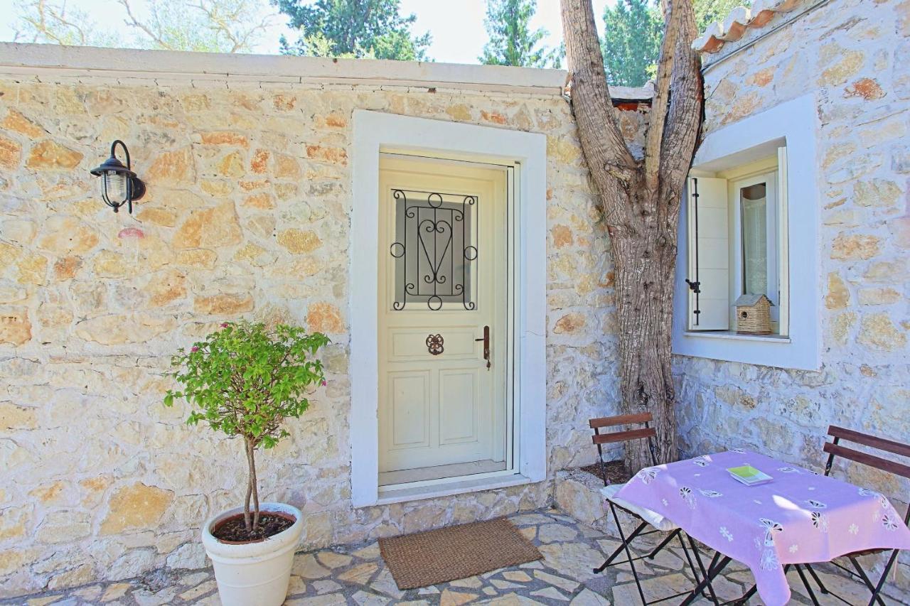 Lili Luxury Cottage Gaios Esterno foto