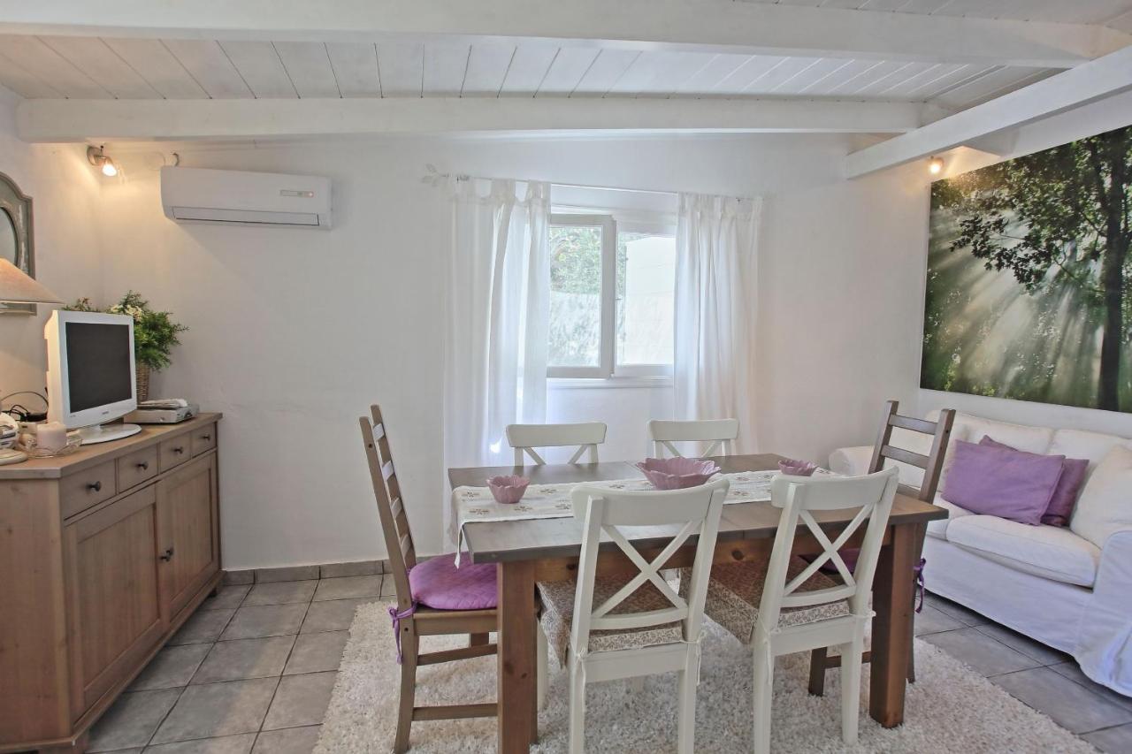 Lili Luxury Cottage Gaios Esterno foto